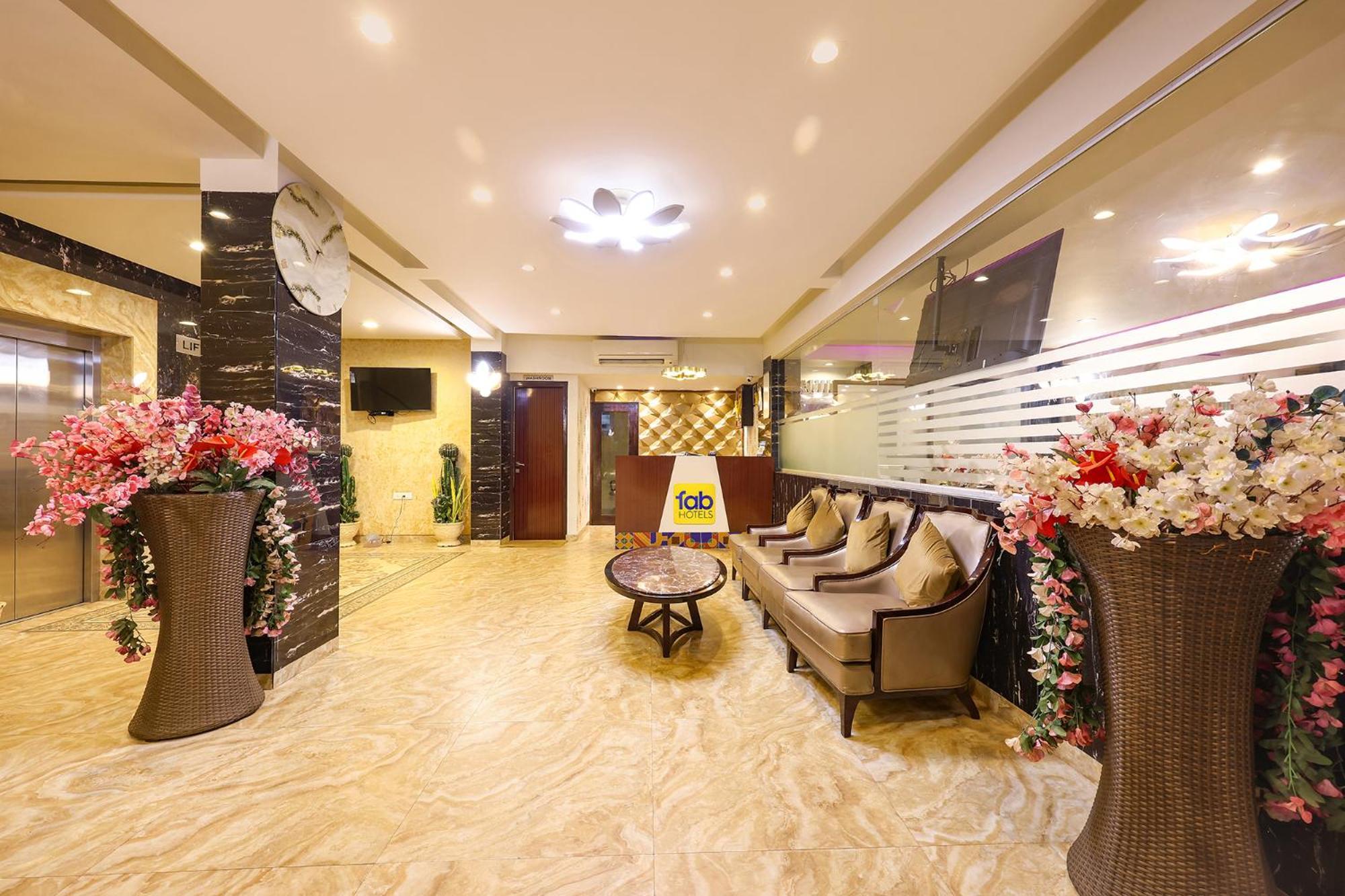 Fabhotel Prime Sarala Crown With Pool - Nr Calangute Beach Zewnętrze zdjęcie