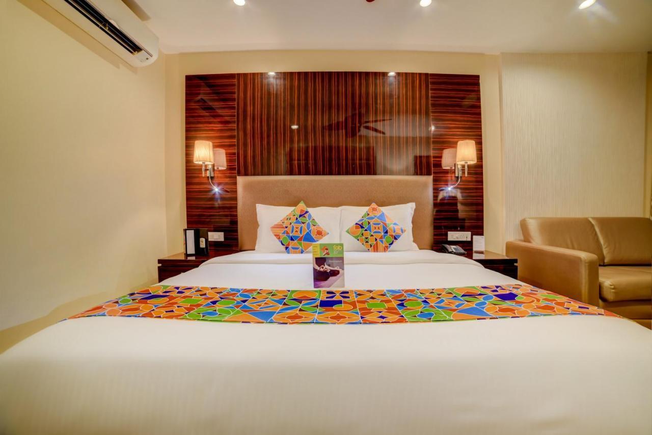Fabhotel Prime Sarala Crown With Pool - Nr Calangute Beach Zewnętrze zdjęcie