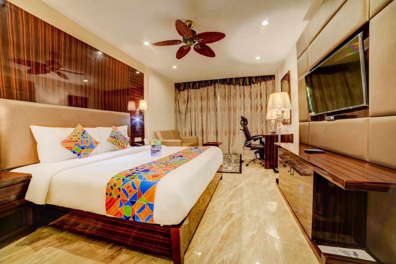 Fabhotel Prime Sarala Crown With Pool - Nr Calangute Beach Zewnętrze zdjęcie