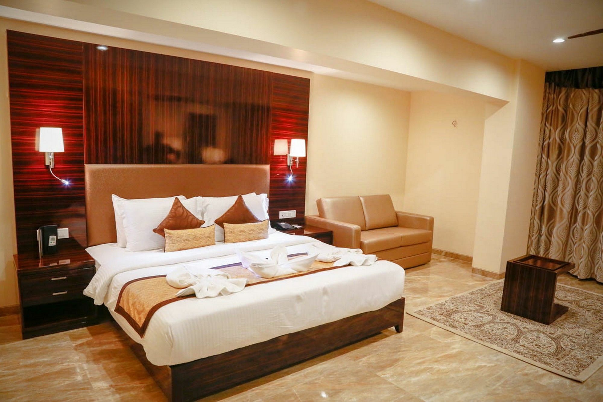 Fabhotel Prime Sarala Crown With Pool - Nr Calangute Beach Zewnętrze zdjęcie